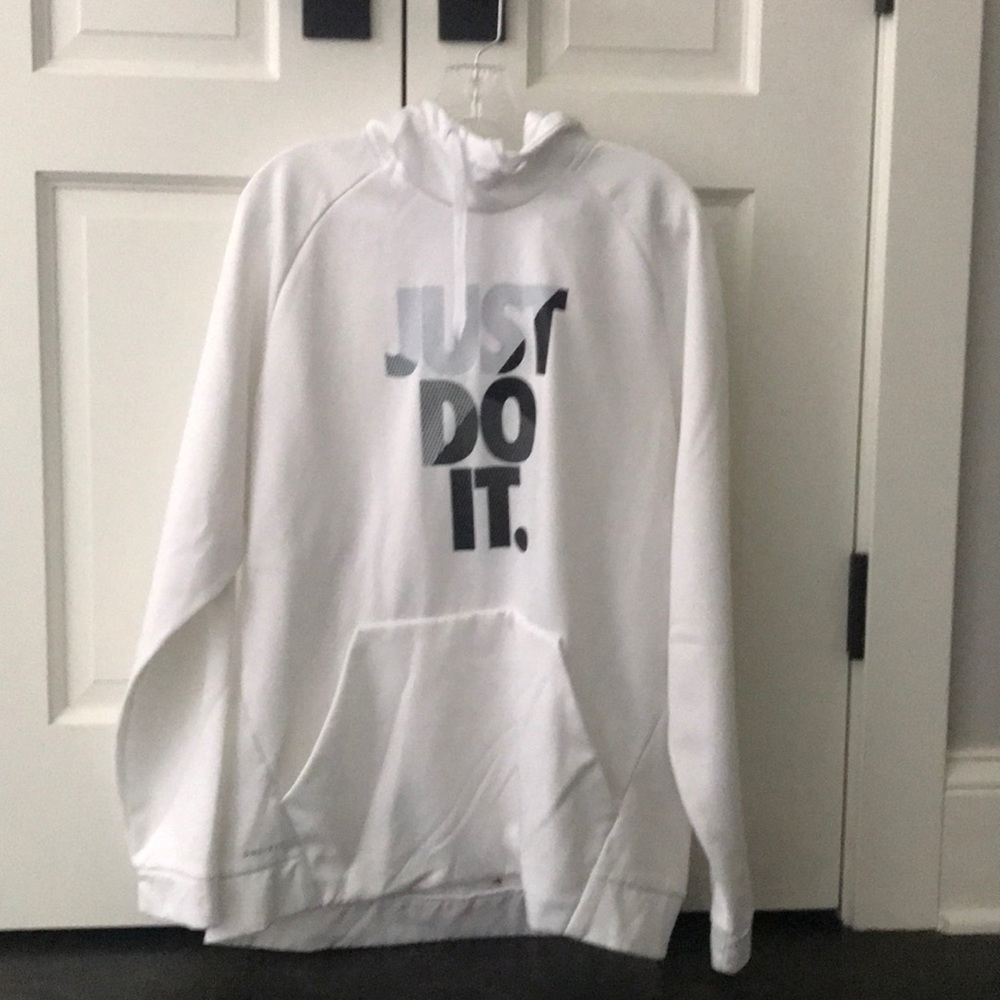 White nike sweatshirt